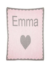 Blanket-Single heart with Scalloped Edge