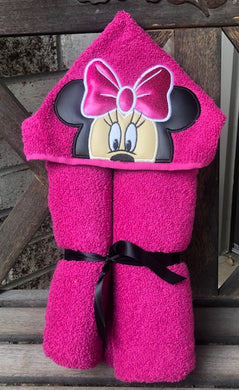 Hooded Towel- Minnie Mouse